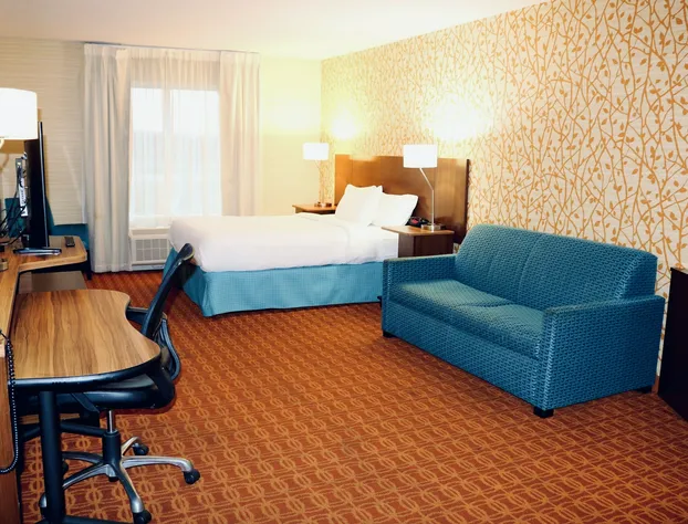 Comfort Inn & Suites hotel detail image 3