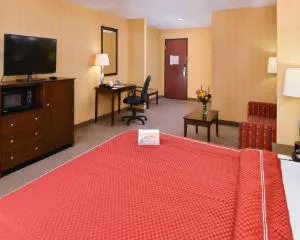 Quality Suites Stratford hotel detail image 3