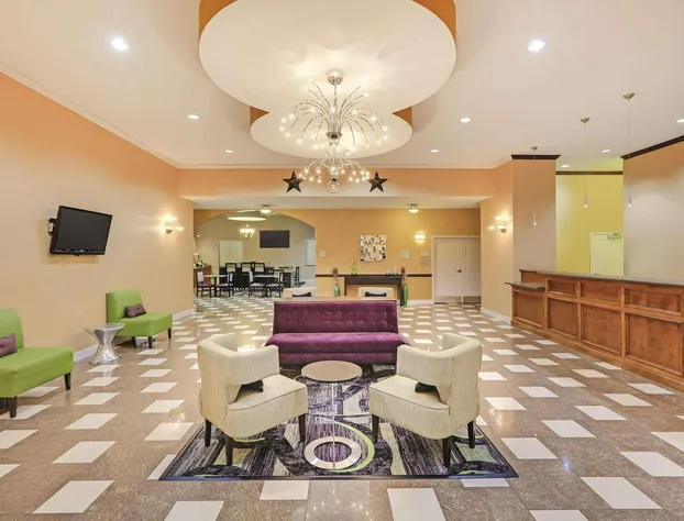 Baymont by Wyndham Dallas South-DeSoto hotel detail image 2