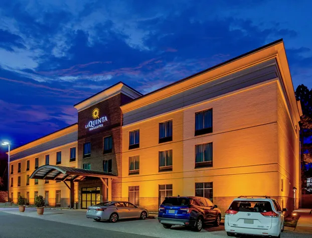 La Quinta Inn & Suites by Wyndham Bel Air/I-95 Exit 77A hotel detail image 1