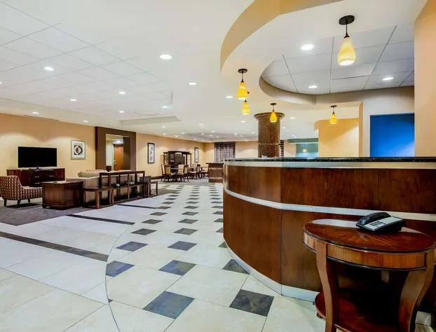 La Quinta Inn & Suites by Wyndham Bel Air/I-95 Exit 77A hotel detail image 4