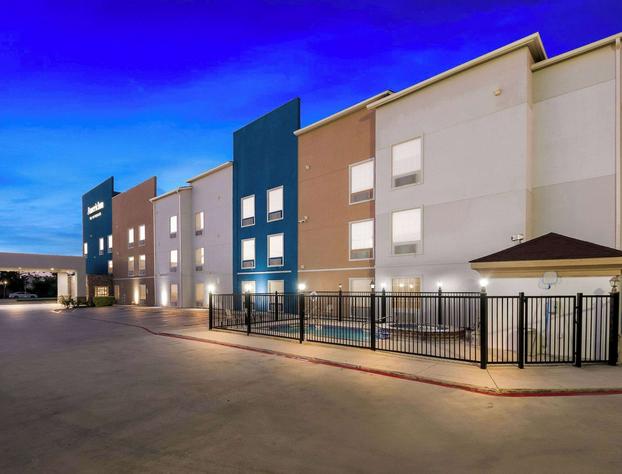 AmericInn by Wyndham New Braunfels hotel detail image 3