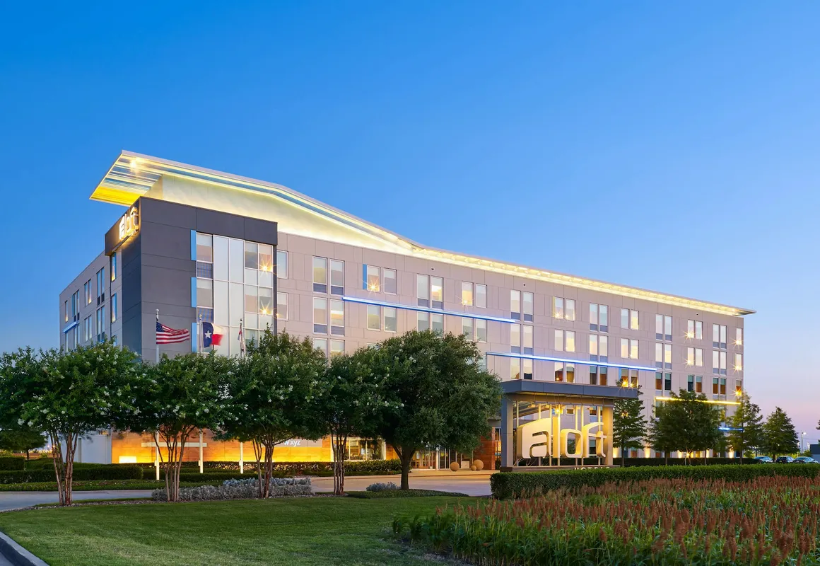 Aloft Plano hotel hero