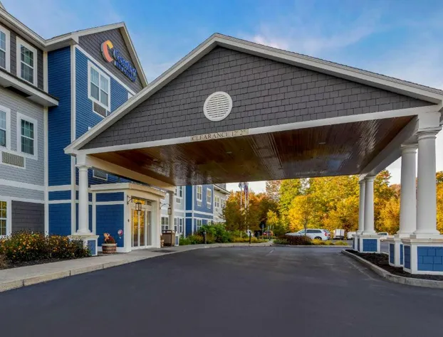 Comfort Inn & Suites Wilton hotel detail image 1
