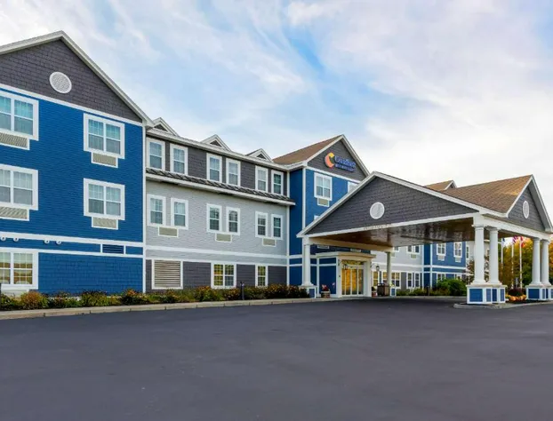 Comfort Inn & Suites Wilton hotel detail image 2