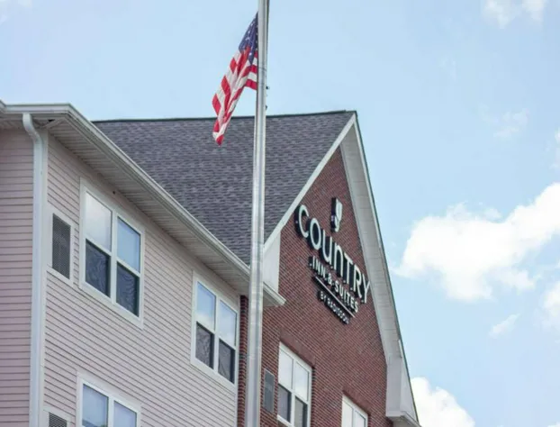 Country Inn & Suites by Radisson, Wilmington, NC hotel detail image 2