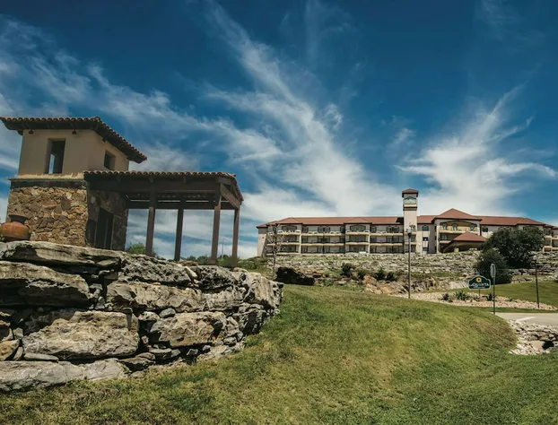 La Quinta Inn & Suites by Wyndham Marble Falls hotel detail image 3