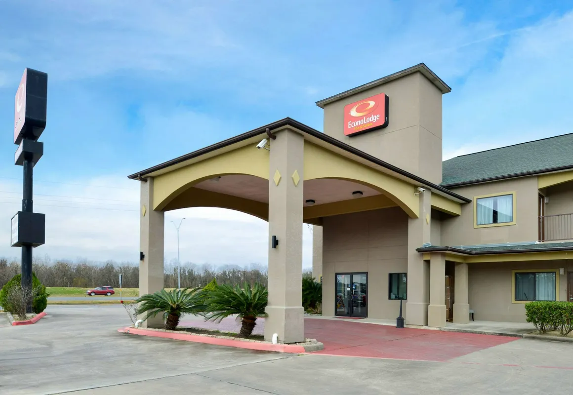 Econo Lodge Inn & Suites Port Arthur near Sabine Pass hotel hero