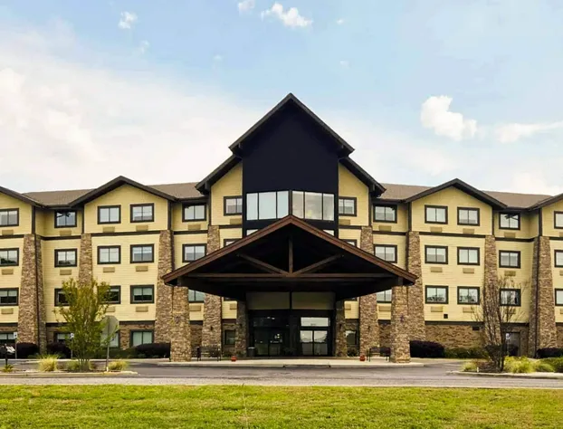 Comfort Inn and Suites Near Lake Guntersville hotel detail image 2