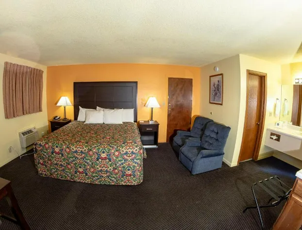 Knights Inn Chanute hotel detail image 1