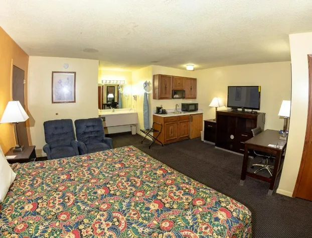 Americas Best Value Inn Chanute hotel detail image 4