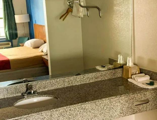 Luxury Inn & Suites Forrest City hotel detail image 4
