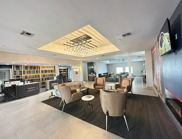 La Quinta Inn & Suites by Wyndham Decatur hotel detail image 3