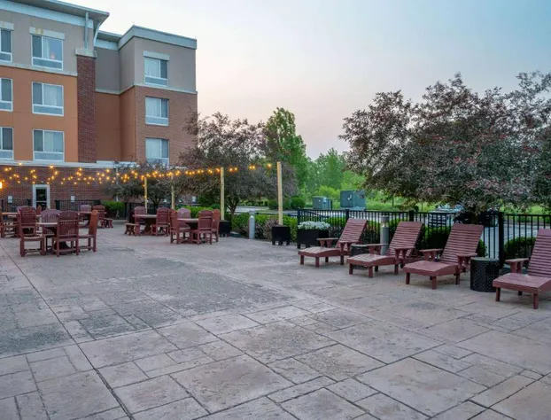 Wyndham Noblesville hotel detail image 1