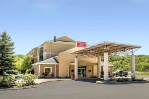 Econo Lodge Meadville hotel detail image 1