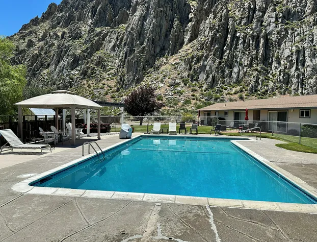 Meadowcliff lodge hotel detail image 4