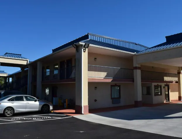 Royal Inn Douglasville hotel detail image 1