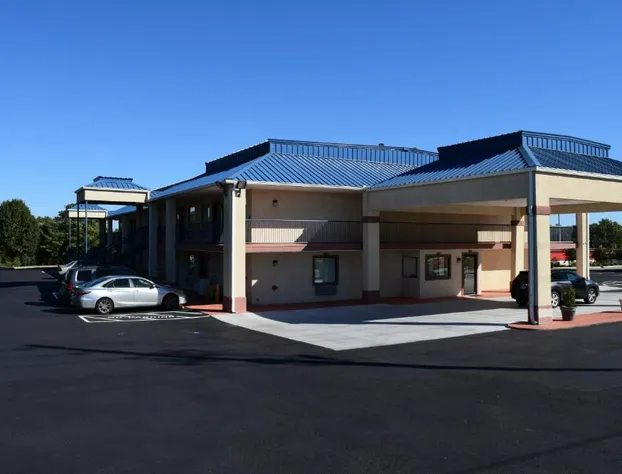 Royal Inn Douglasville hotel detail image 3