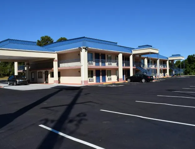 Royal Inn Douglasville hotel detail image 1