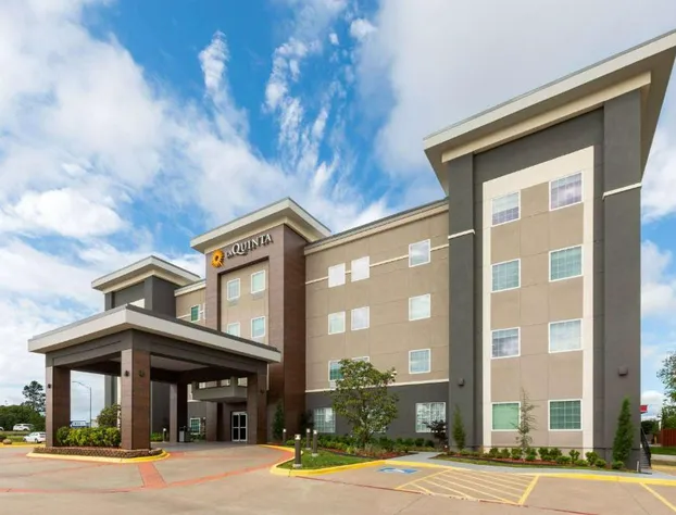 La Quinta Inn & Suites by Wyndham McAlester hotel detail image 2