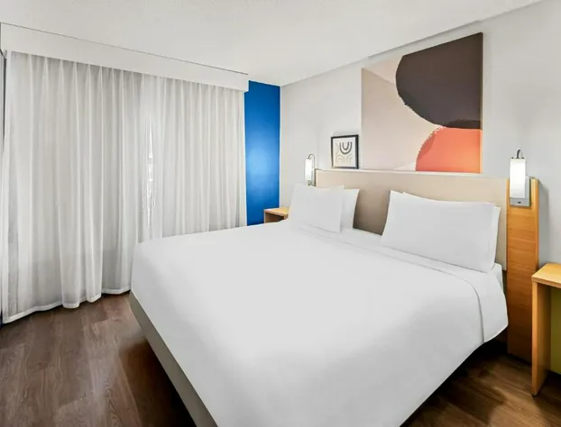 Spark by Hilton Woodbridge hotel detail image 4