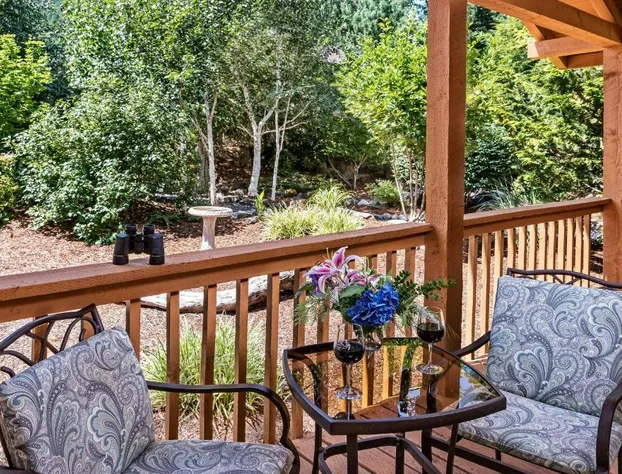Carson Ridge Luxury Cabins hotel detail image 1