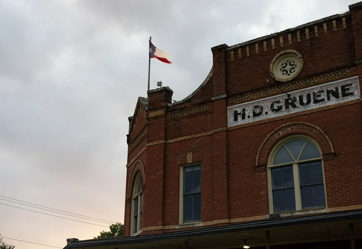 Gruene River Inn hotel hero