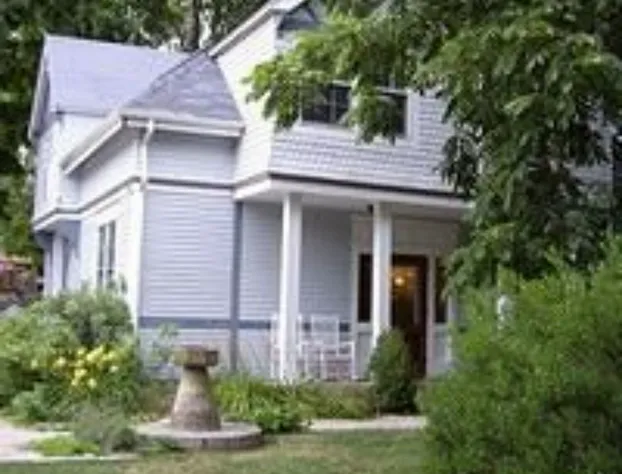Isaiah Jones Homestead Bed & Breakfast hotel detail image 3