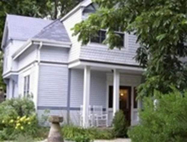 Isaiah Jones Homestead Bed & Breakfast hotel detail image 2