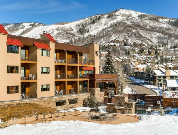 Snow Flower Condos hotel detail image 2