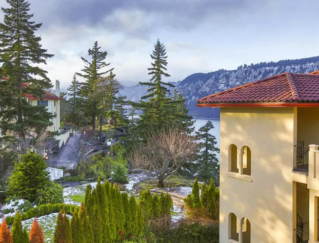 Columbia Cliff Villas Hotel hotel detail image 3