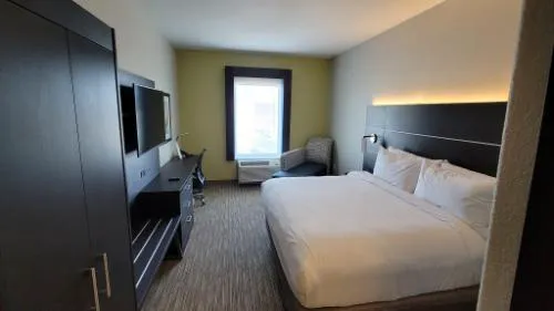 Holiday Inn Express & Suites Junction City by IHG hotel detail image 1