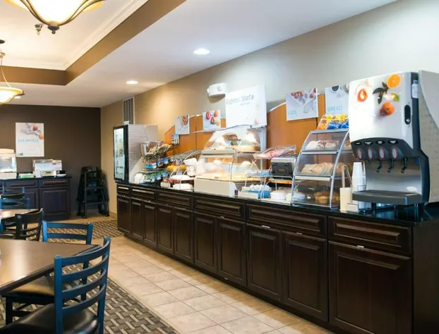 Holiday Inn Express Devils Lake by IHG hotel detail image 4