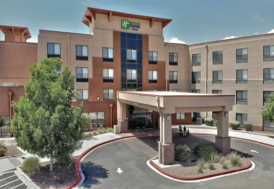 Holiday Inn Express & Suites Albuquerque Historic Old Town by IHG hotel hero