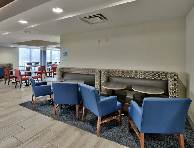 Holiday Inn Express & Suites Albuquerque Historic Old Town by IHG hotel detail image 3