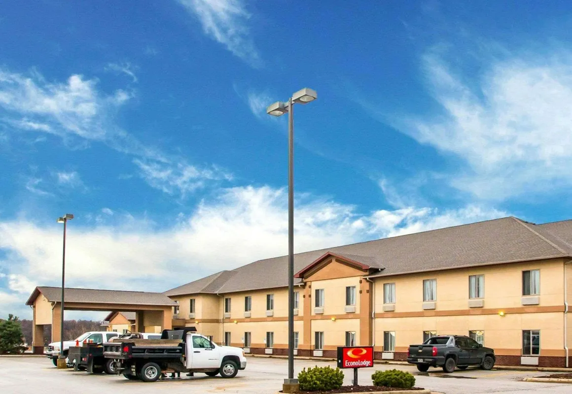 Econo Lodge Anderson hotel hero