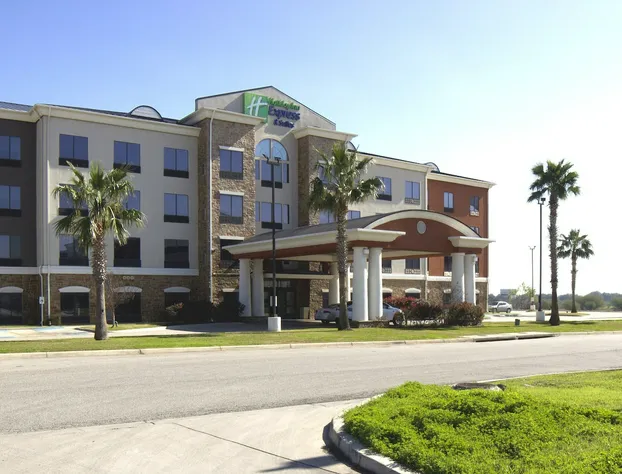 Holiday Inn Express Hotel & Suites Seguin by IHG hotel detail image 1