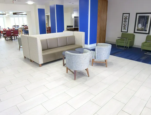 Holiday Inn Express Hotel & Suites Seguin by IHG hotel detail image 2