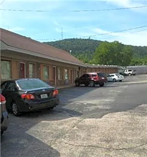 Shamrock Motel Hot Springs hotel detail image 1