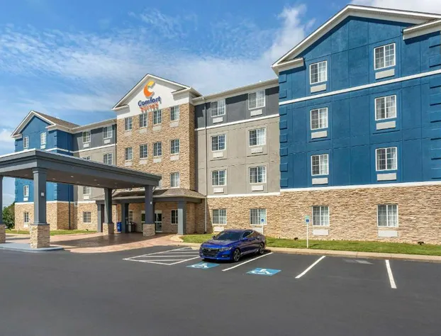 Comfort Suites Clarksville near Governors Square Mall hotel detail image 4