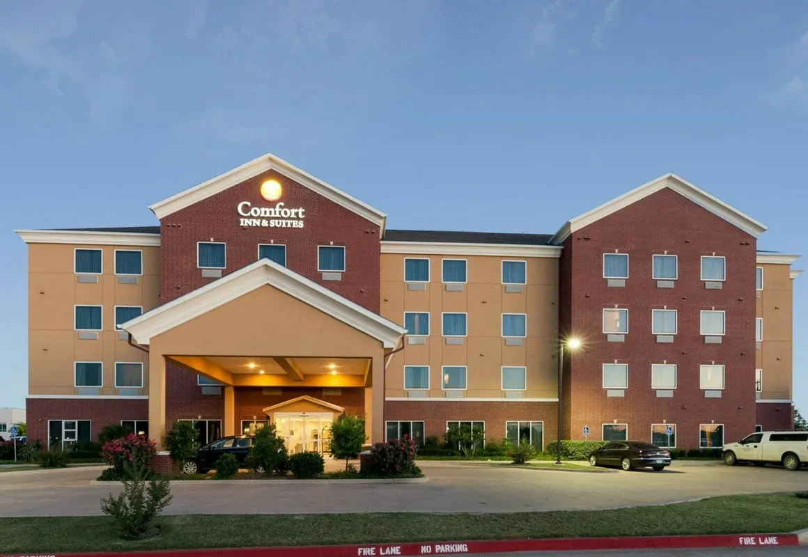 Comfort Inn & Suites Regional Medical Center hotel hero
