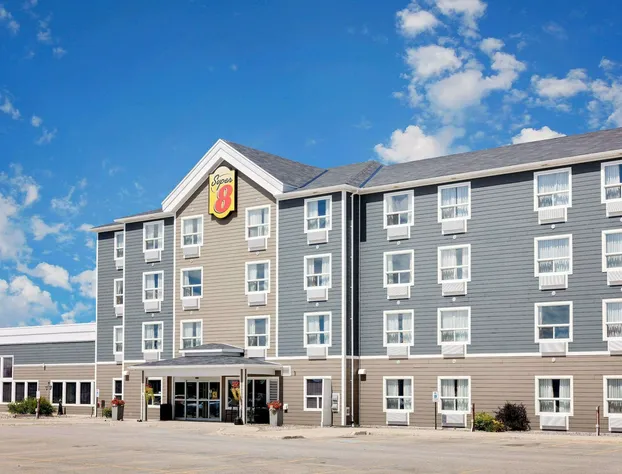 Super 8 by Wyndham Kapuskasing hotel detail image 2