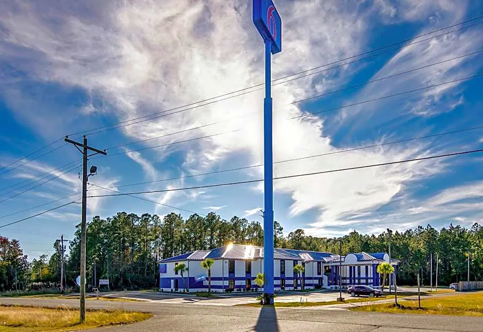 Motel 6 Moss Point, MS hotel hero