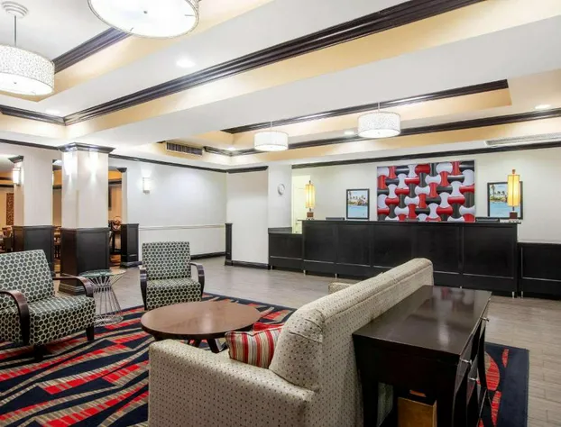 La Quinta Inn & Suites by Wyndham Conway hotel detail image 2