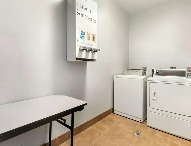 Best Western Carthage Inn & Suites hotel detail image 4