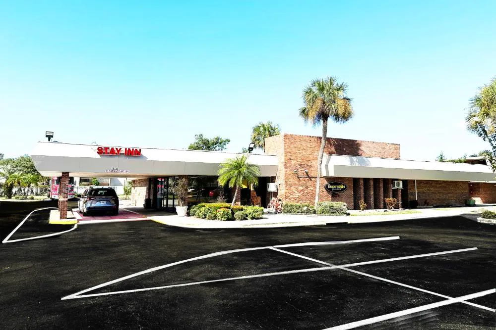 Stay Inn and Suites hotel hero