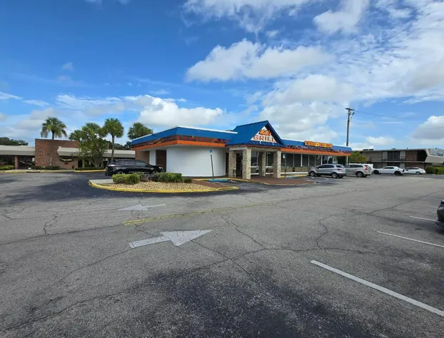 Stay Inn and Suites hotel detail image 1