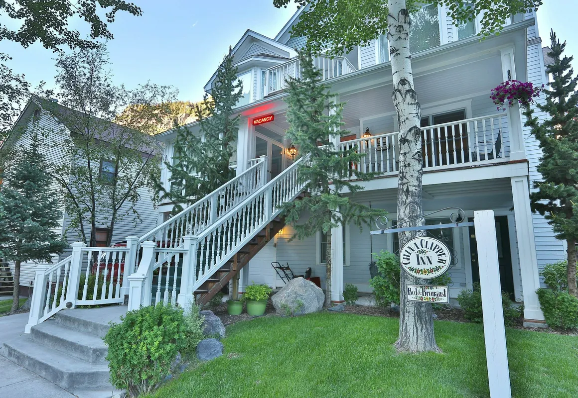 China Clipper Inn hotel hero