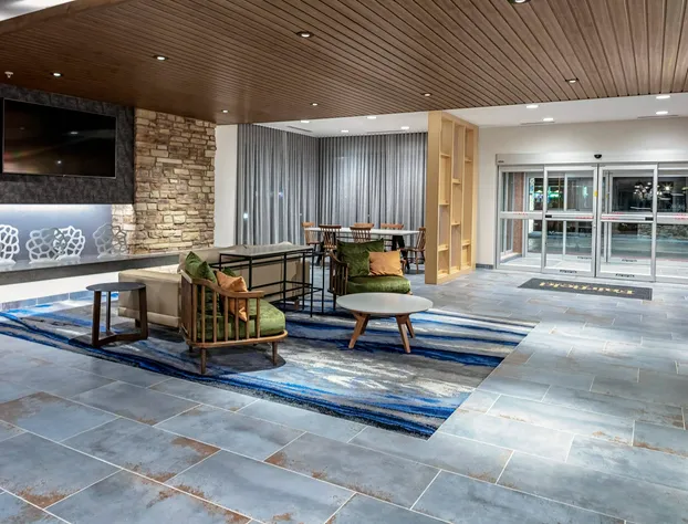 Fairfield by Marriott Port Clinton Waterfront hotel detail image 2