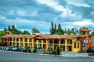 Crossroads Inn hotel detail image 1